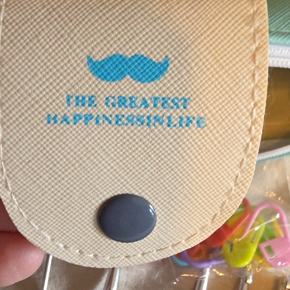 Vibrant  Crochet Hook Set with Case - Picture 2 of 8